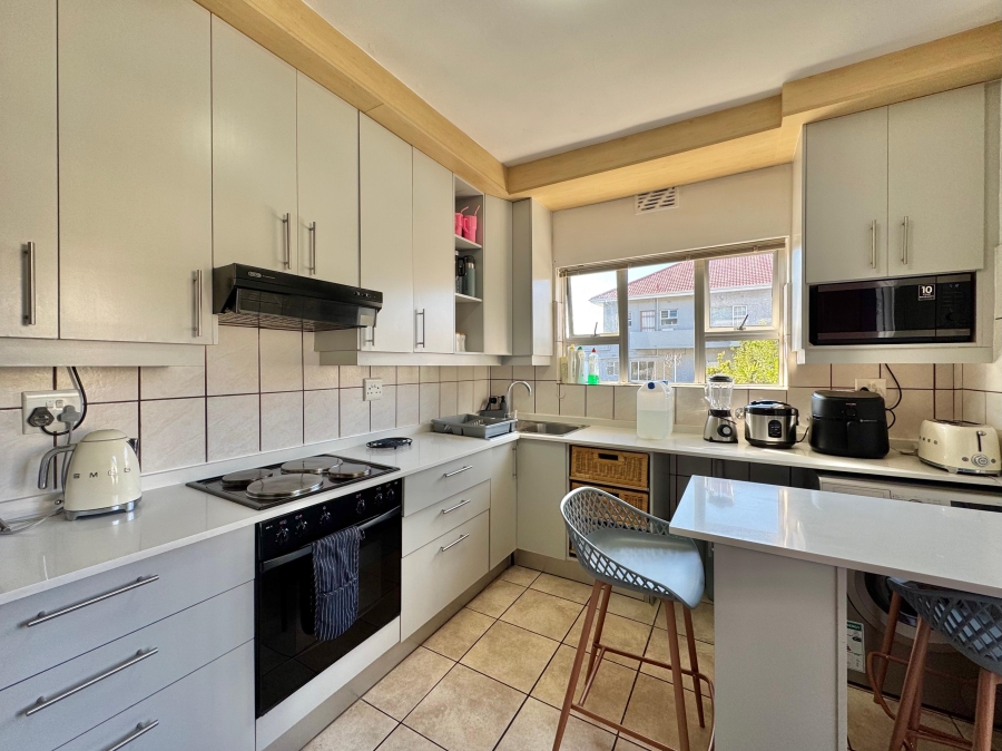 2 Bedroom Property for Sale in Kenilworth Western Cape